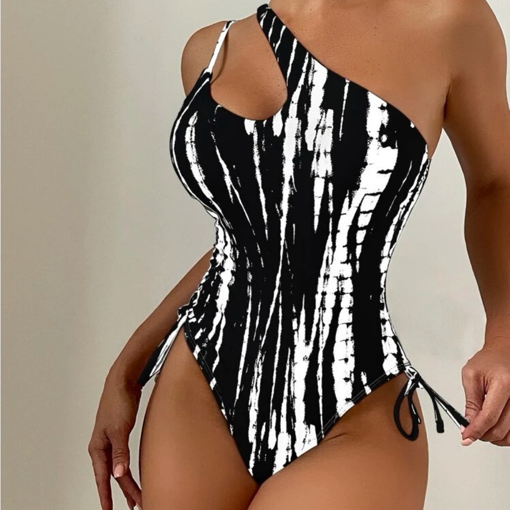 NWT Tie Dye Drawstring Side One Shoulder One Piece Swimsuit